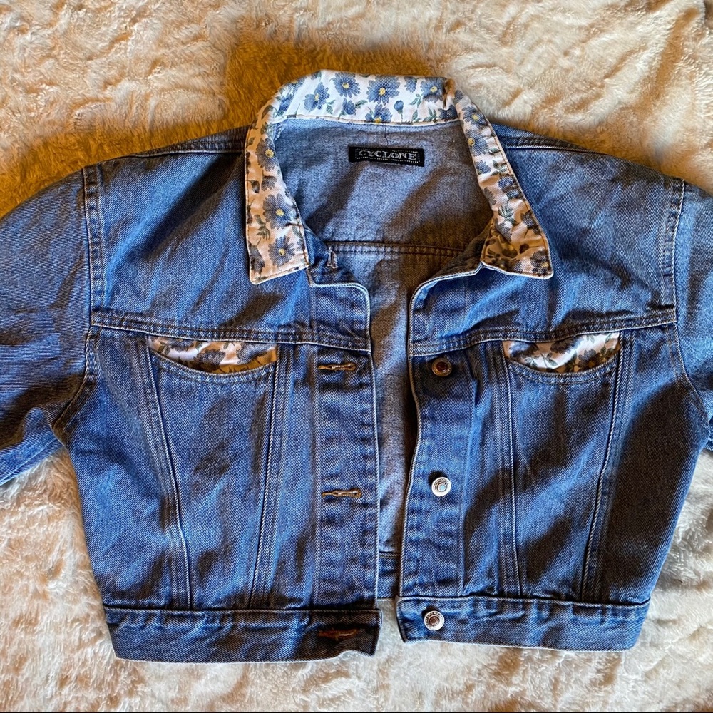 Vintage 80s/90s floral denim jacket